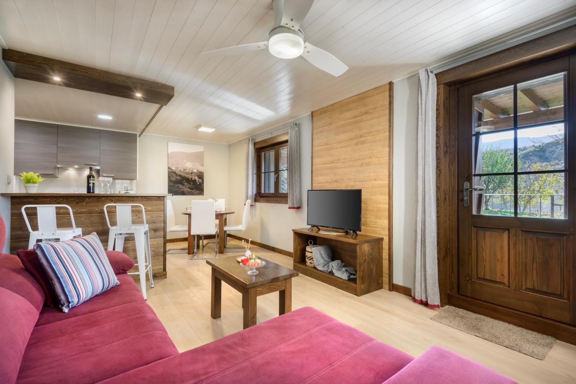 Casa Otal Apartment Jaca Ngoại thất bức ảnh