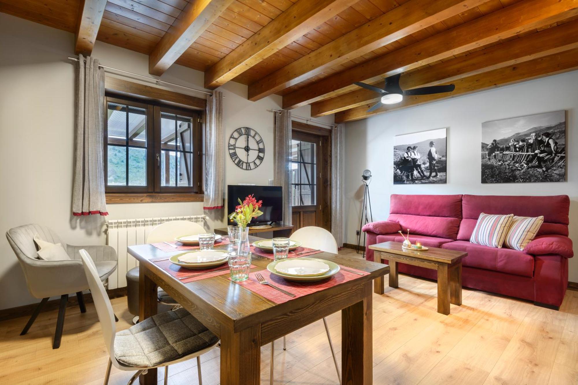 Casa Otal Apartment Jaca Ngoại thất bức ảnh